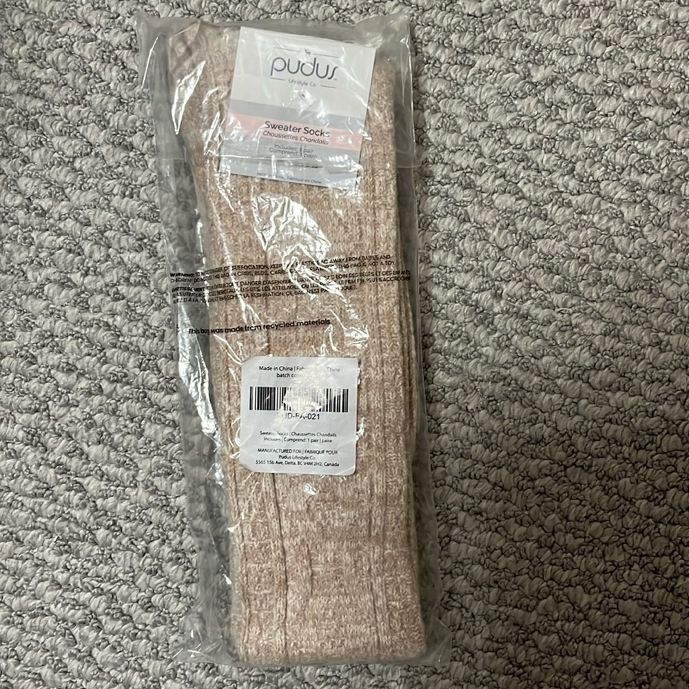 PUDUS:  Sweater Socks: Chaussettes Chandalls